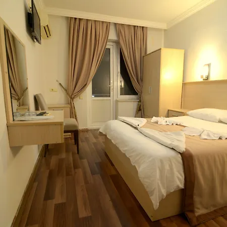 Hotel Caria Royal 3*