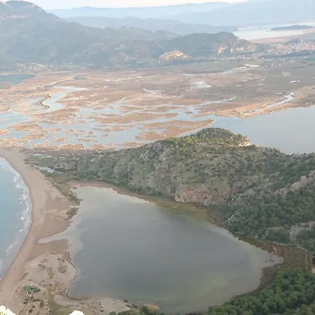 Hotel Caria Royal 3*