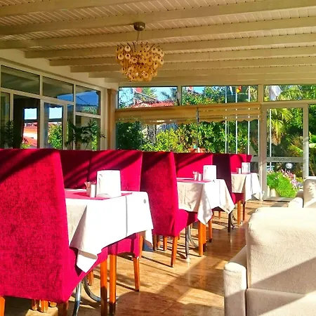 Caria Royal 3*