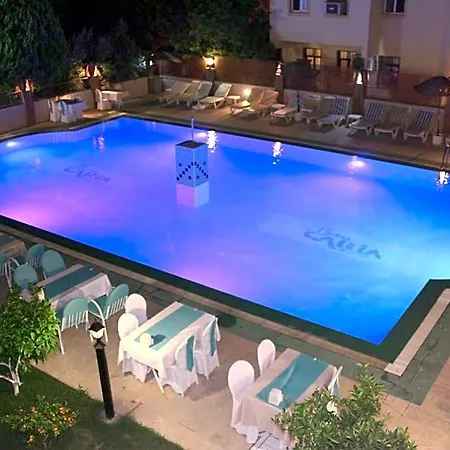 Ξενοδοχείο Caria Royal 3*