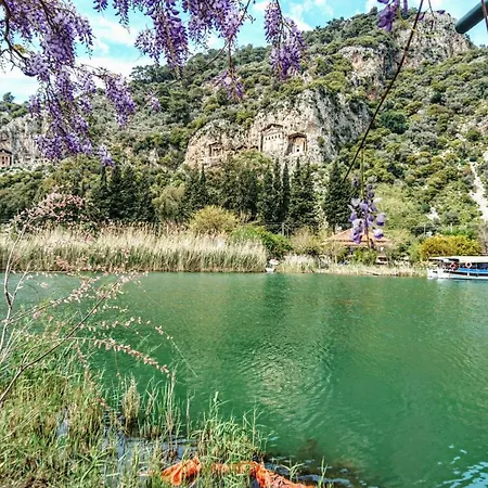 Hotell Caria Royal 3*