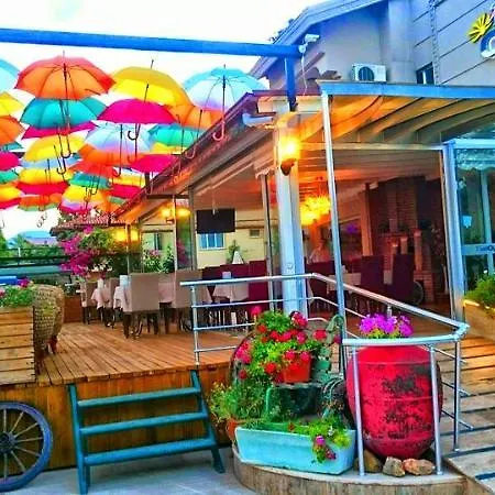 Caria Royal Hotell 3*