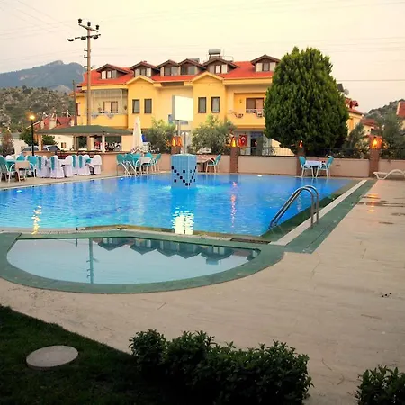 Caria Royal 3*