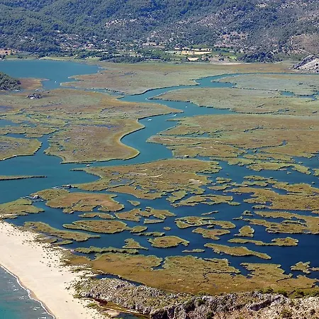 Hotell Caria Royal 3*